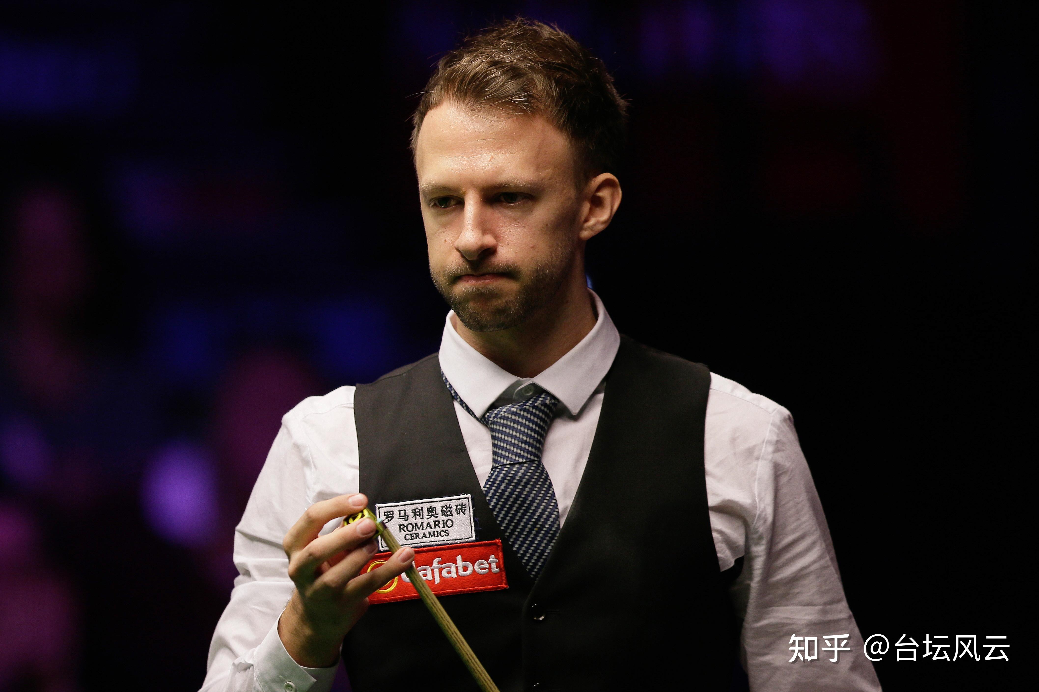 她以精准的 她以精准的