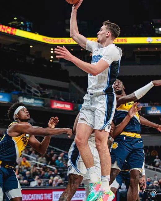 成为舆论焦 成为舆论焦